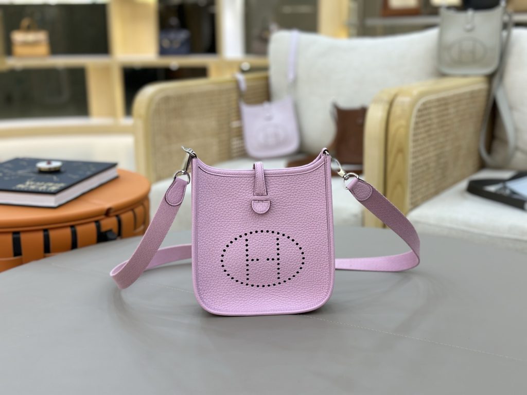 Evelyne — 17/29 cm — Mallow Purple — TC leather — Gold-tone or silver-tone hardware