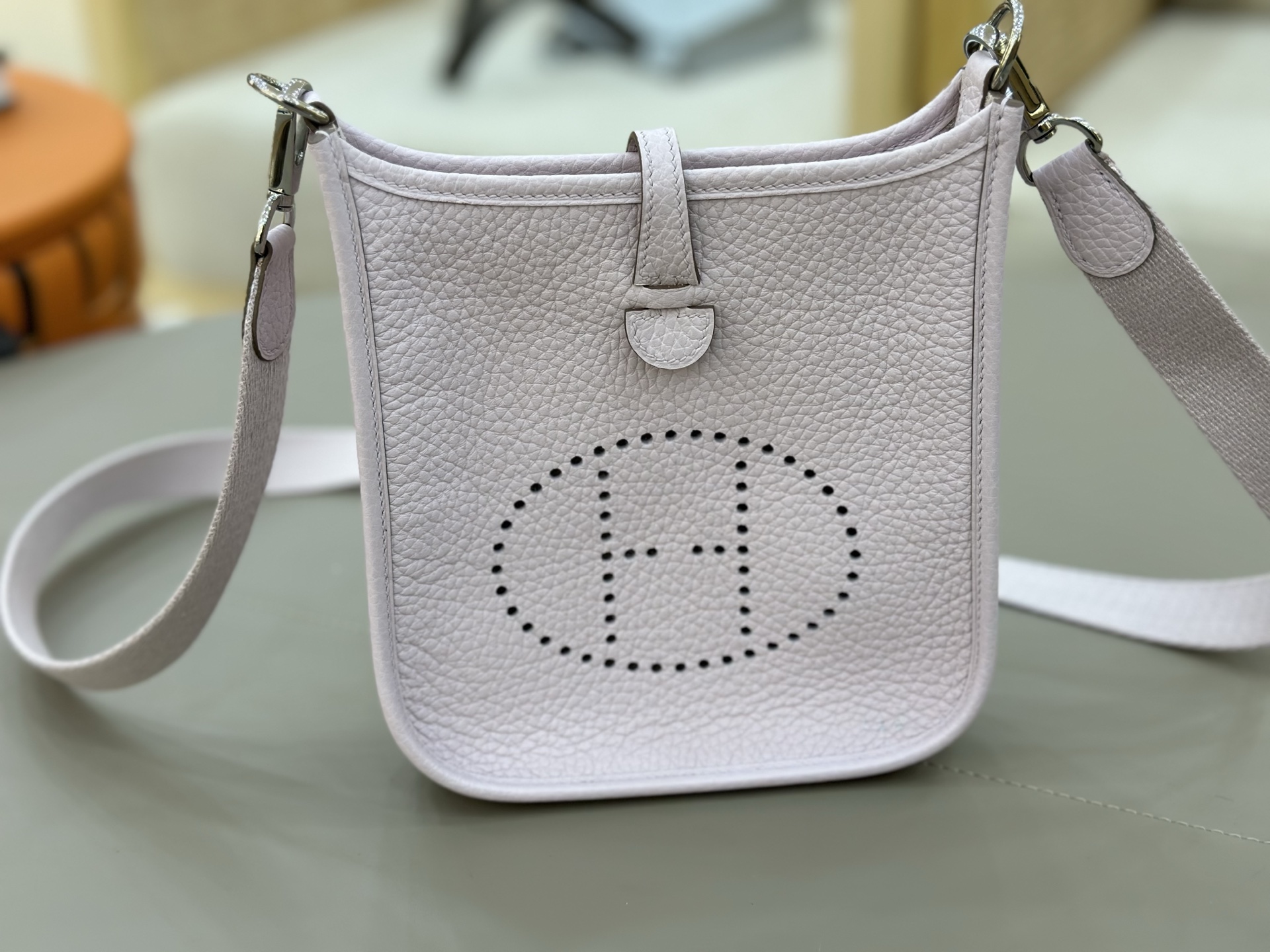 Evelyne — 17/29 cm — Dreamy Lilac — TC leather — Gold-tone or silver-tone hardware - 图片 3