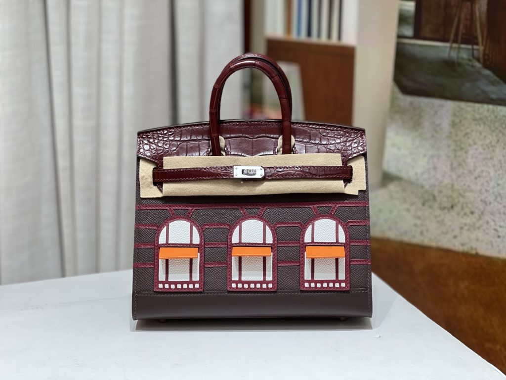 Birkin 20 cm House Bag – Wine Red / Silver-Tone Hardware