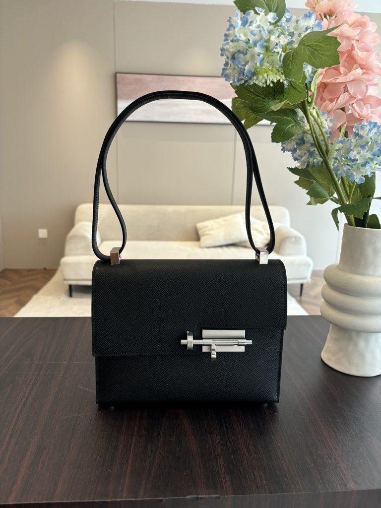 Verrou — 21 cm — Black — Epsom leather