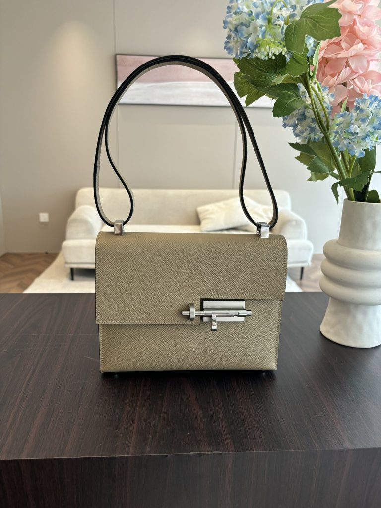 Verrou — 21 cm — Trench Gray — Epsom leather