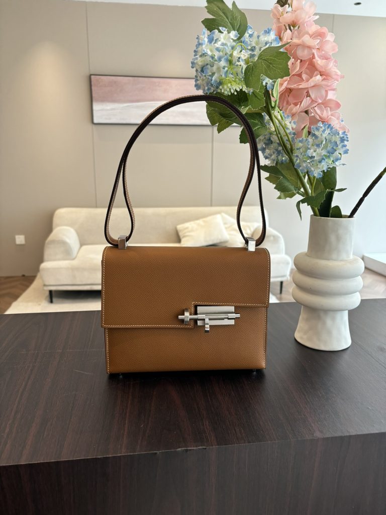 Verrou — 21 cm — Golden Brown — Epsom leather