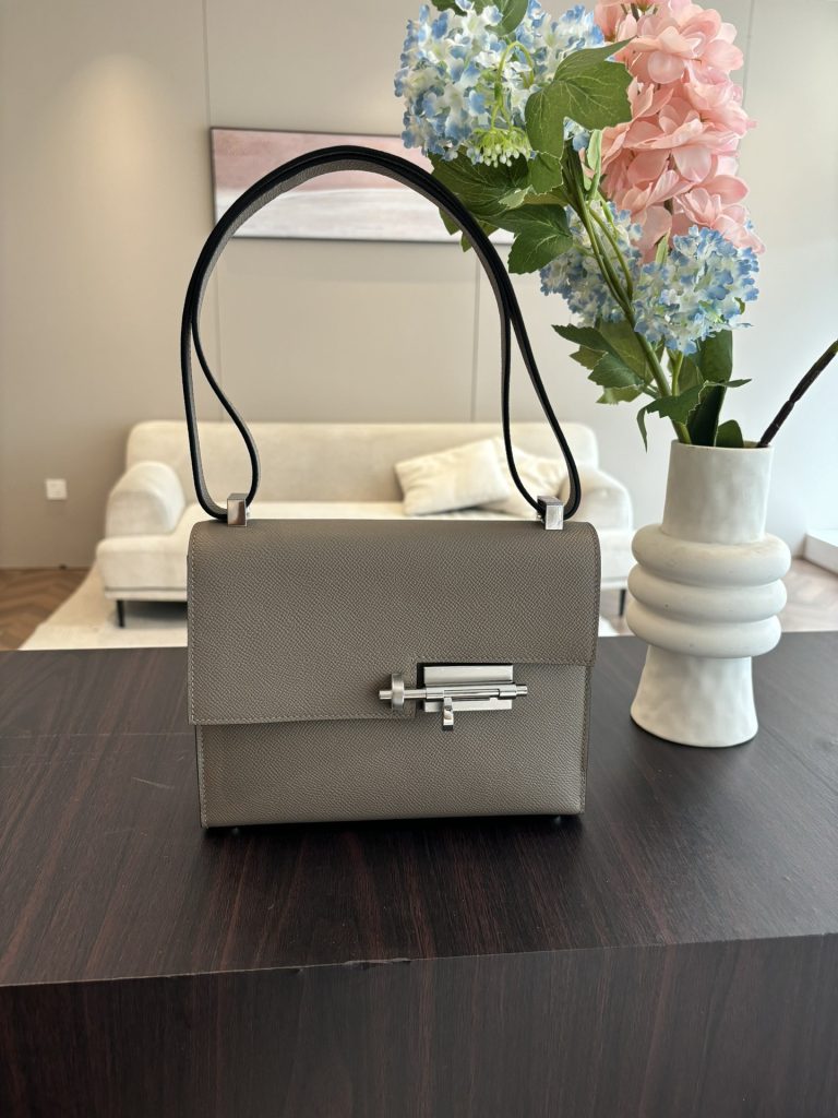 Verrou — 21 cm — Asphalt Gray — Epsom leather