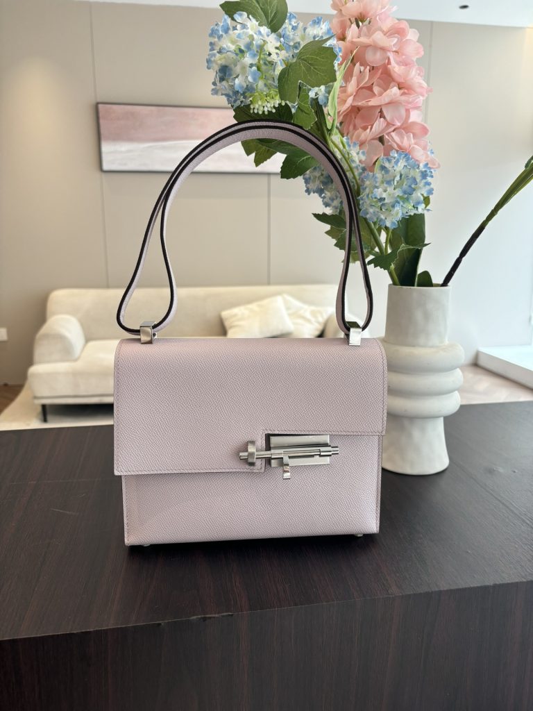 Verrou — 21 cm — Dreamy Lilac — Epsom leather