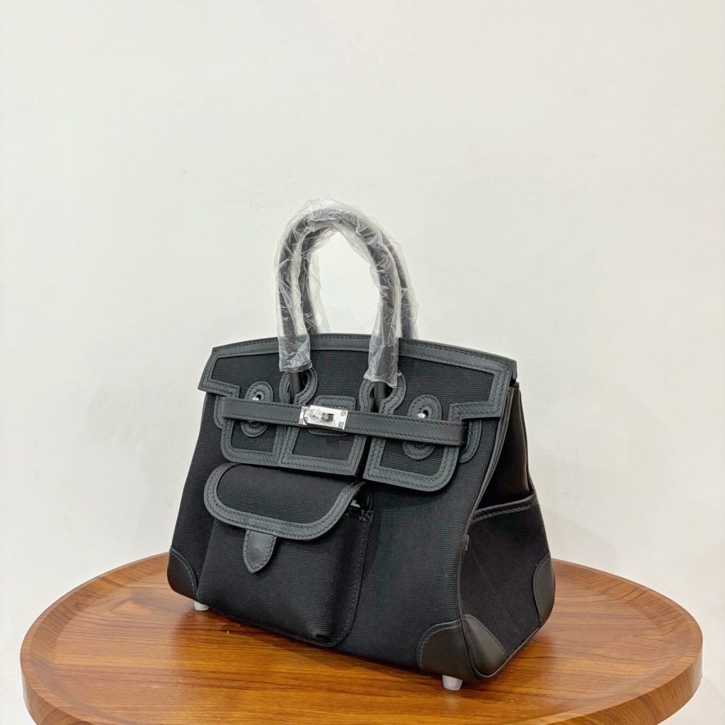 Birkin Cargo 25 cm – Black / silver-tone hardware