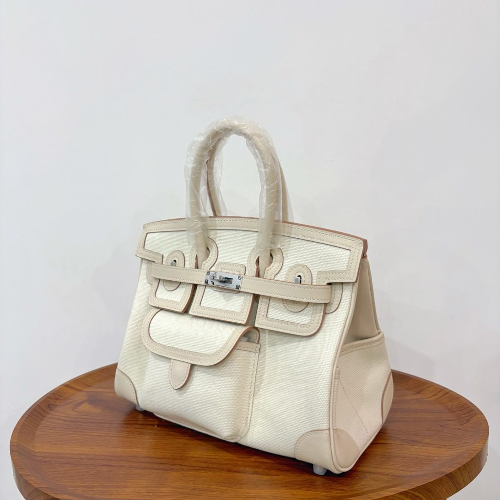 Birkin Cargo — 25 cm — Milkshake White — Swift leather