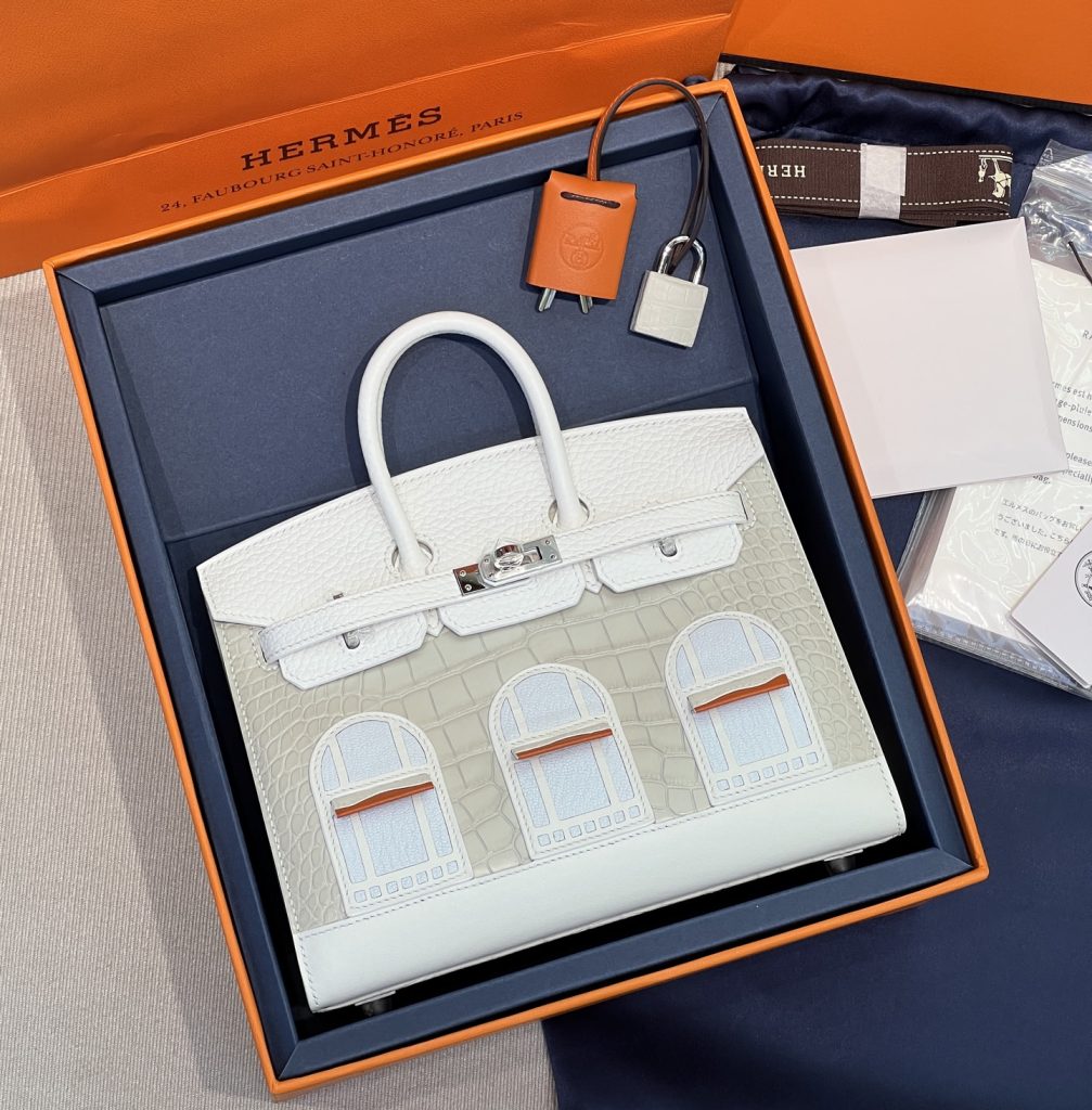 Birkin House Bag – White / 20–25 cm