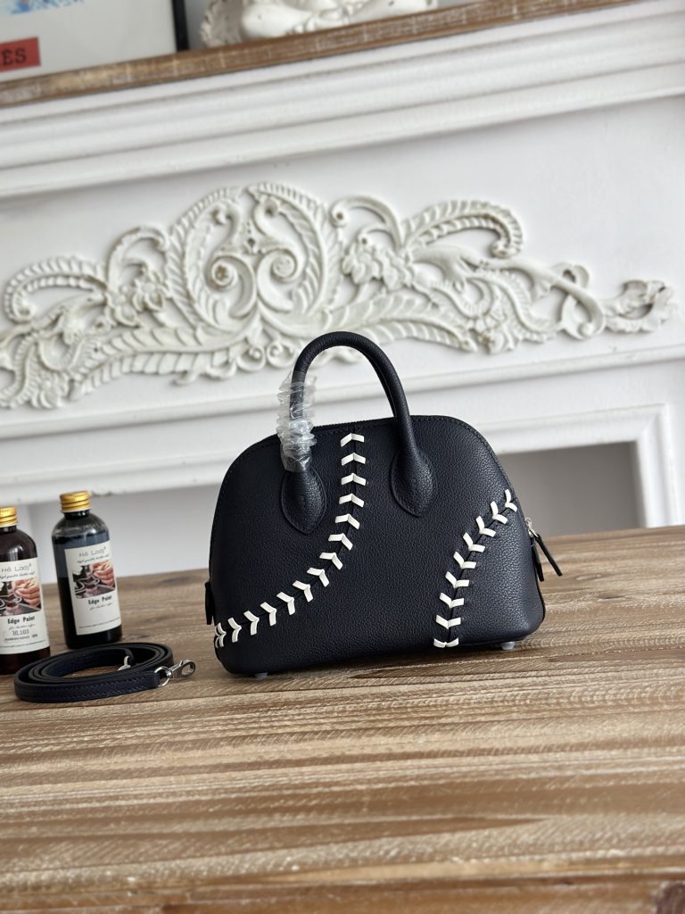 Mini Bolide – Tennis Style / Midnight Blue and Cream White