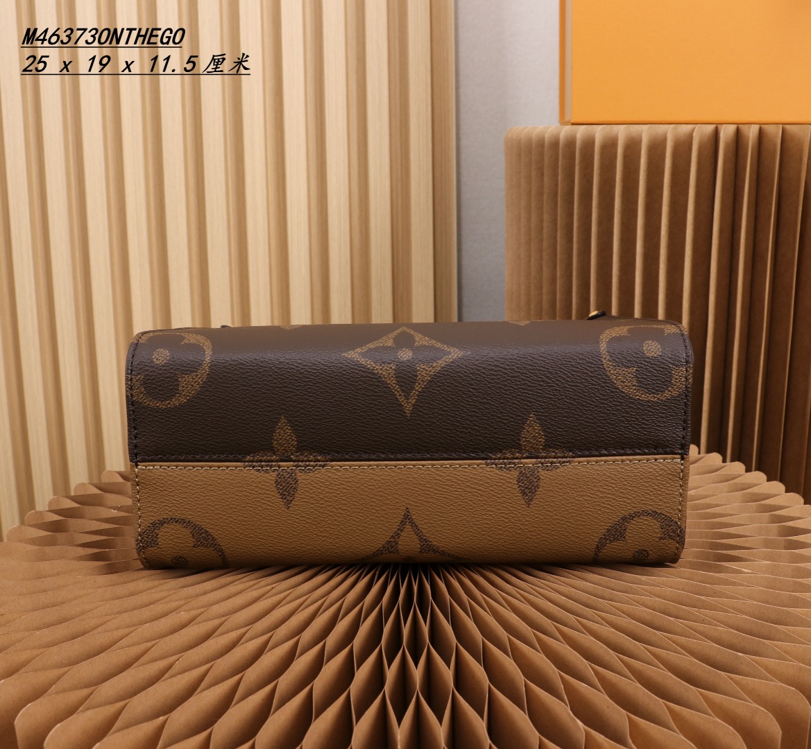 LV M46373 OnTheGo Small Bag | Monogram and Reverse Canvas - 图片 7