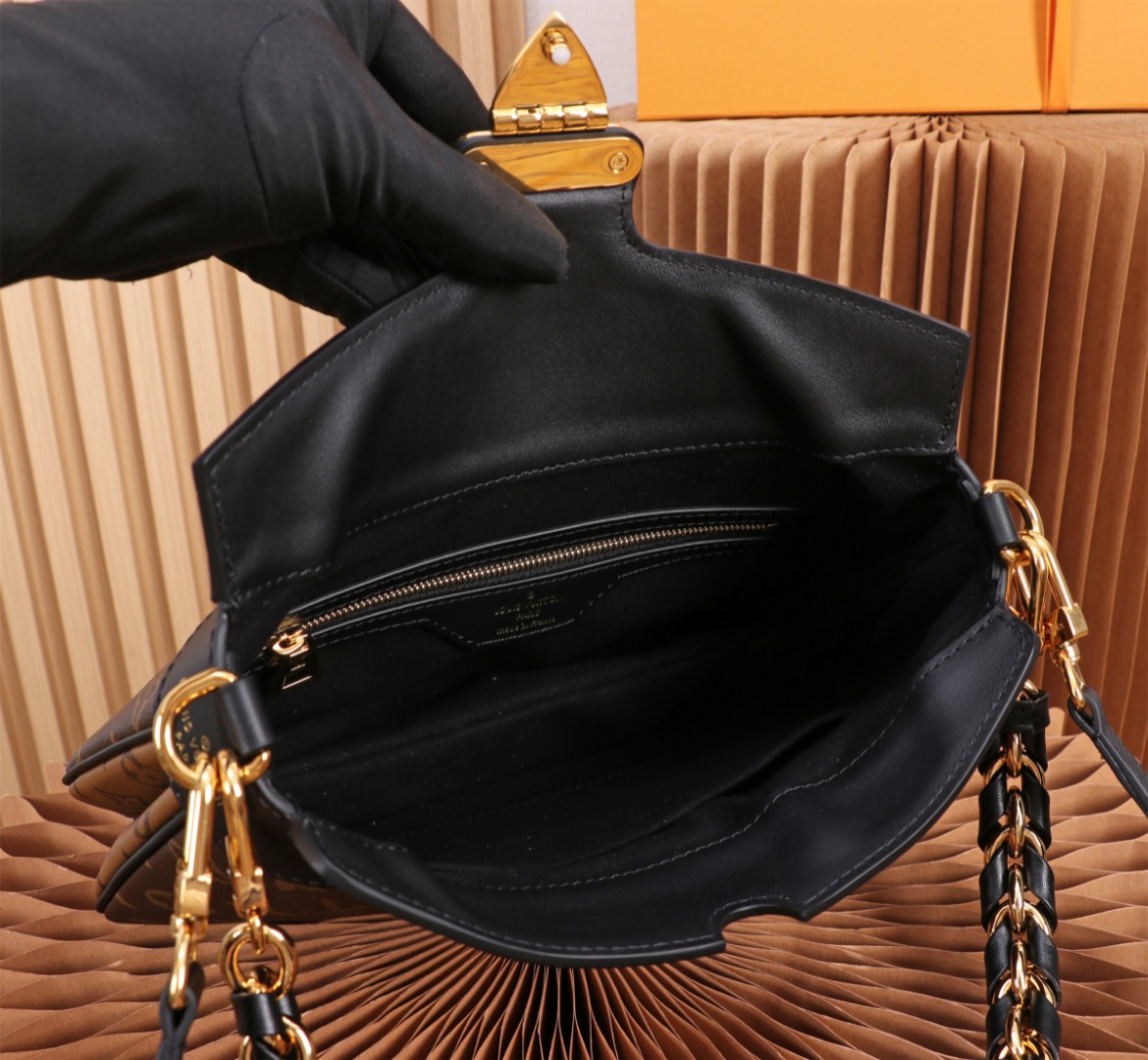 LV M46659 LV Twinny Bag | Monogram and Reverse Canvas - 图片 8