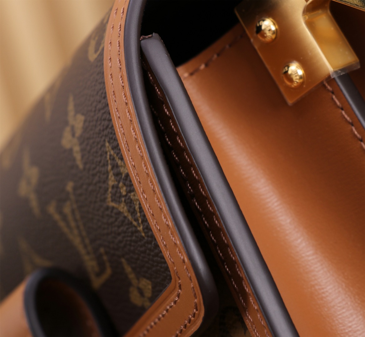 LV M45959 Mini Dauphine Bag | Monogram and Reverse Canvas - 图片 7