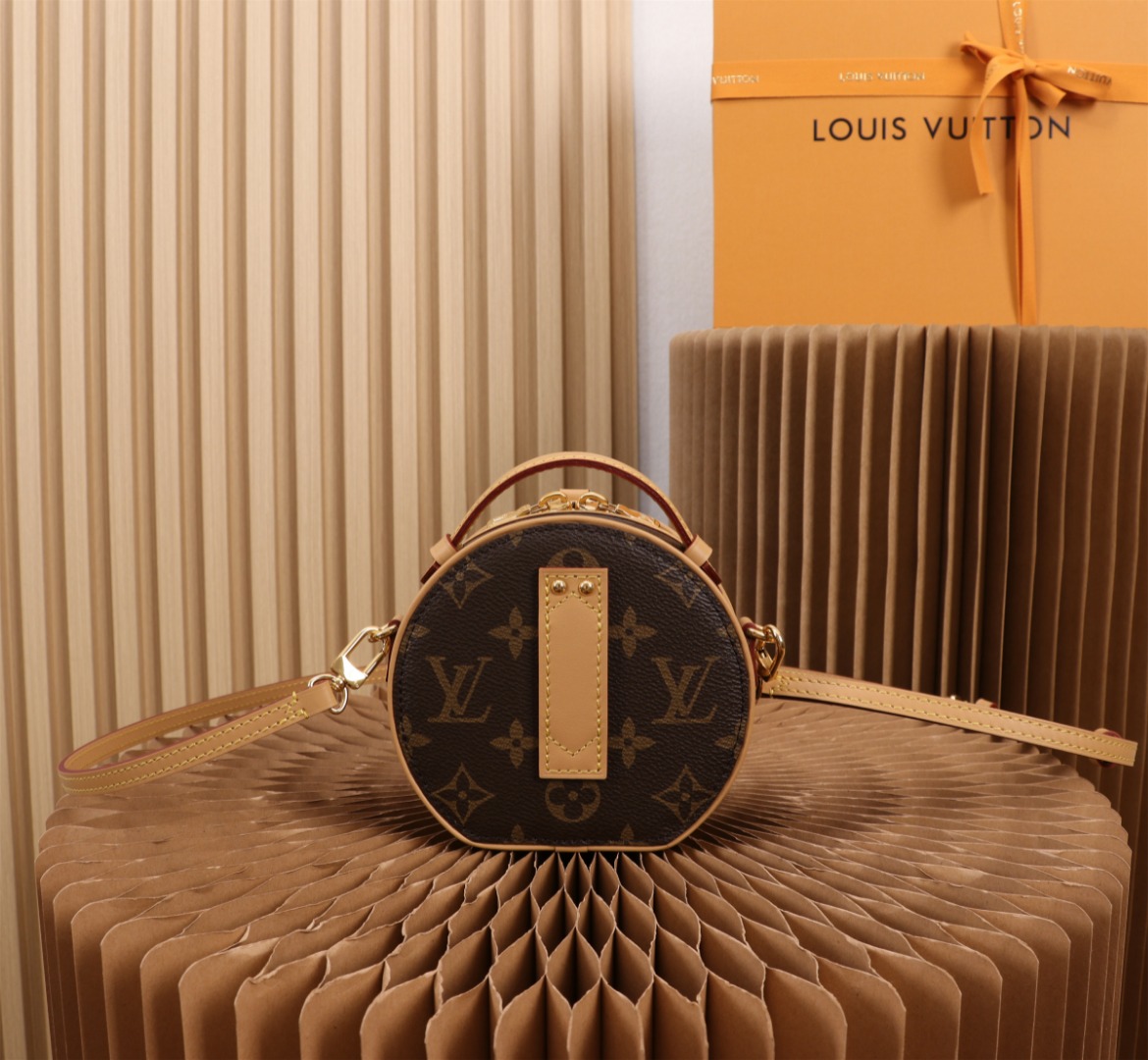 LV M44699 Mini Boîte Chapeau Bag | Monogram - 图片 3