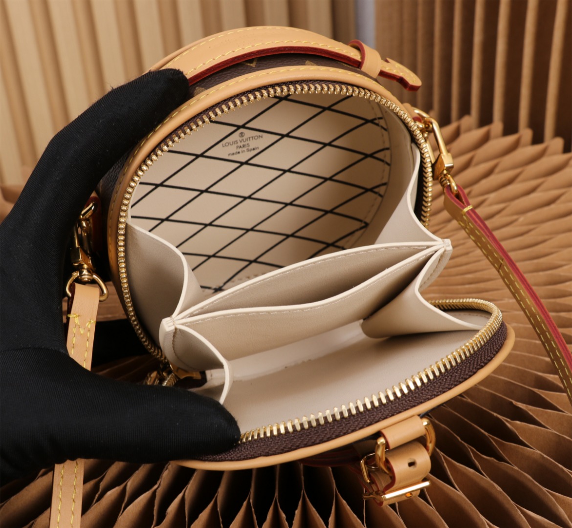 LV M44699 Mini Boîte Chapeau Bag | Monogram - 图片 9