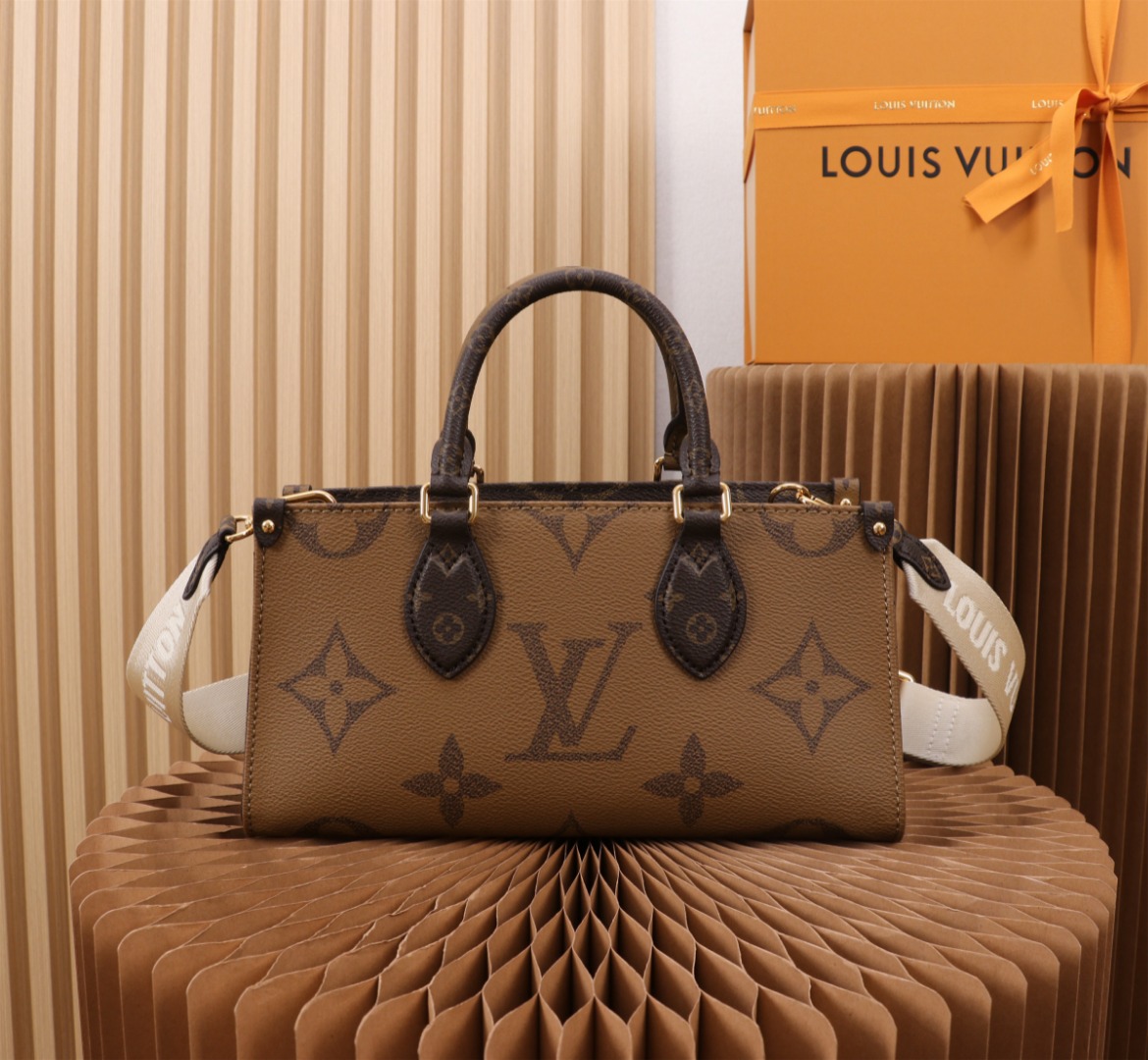 LV M46653 OnTheGo East West Bag | Giant Monogram and Reverse Canvas - 图片 3